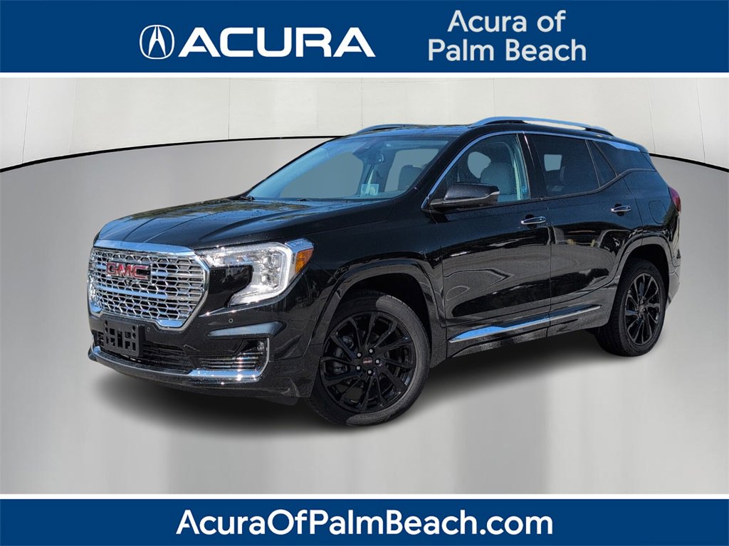 Used 2024 GMC Terrain Denali w/ Denali Premium Package