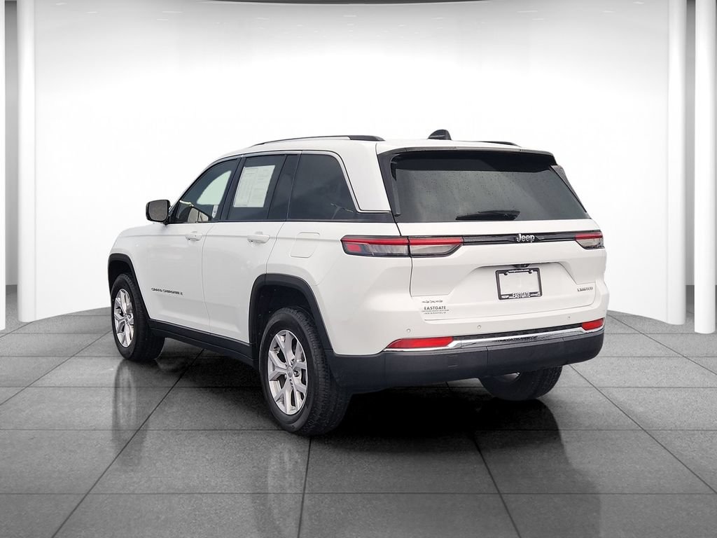 Used 2022 Jeep Grand Cherokee Limited AWD/4WD image 6