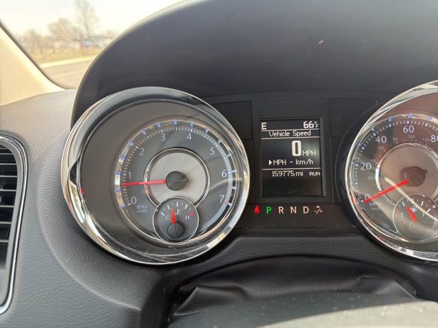 Used 2016 Chrysler Town & Country Touring image 10