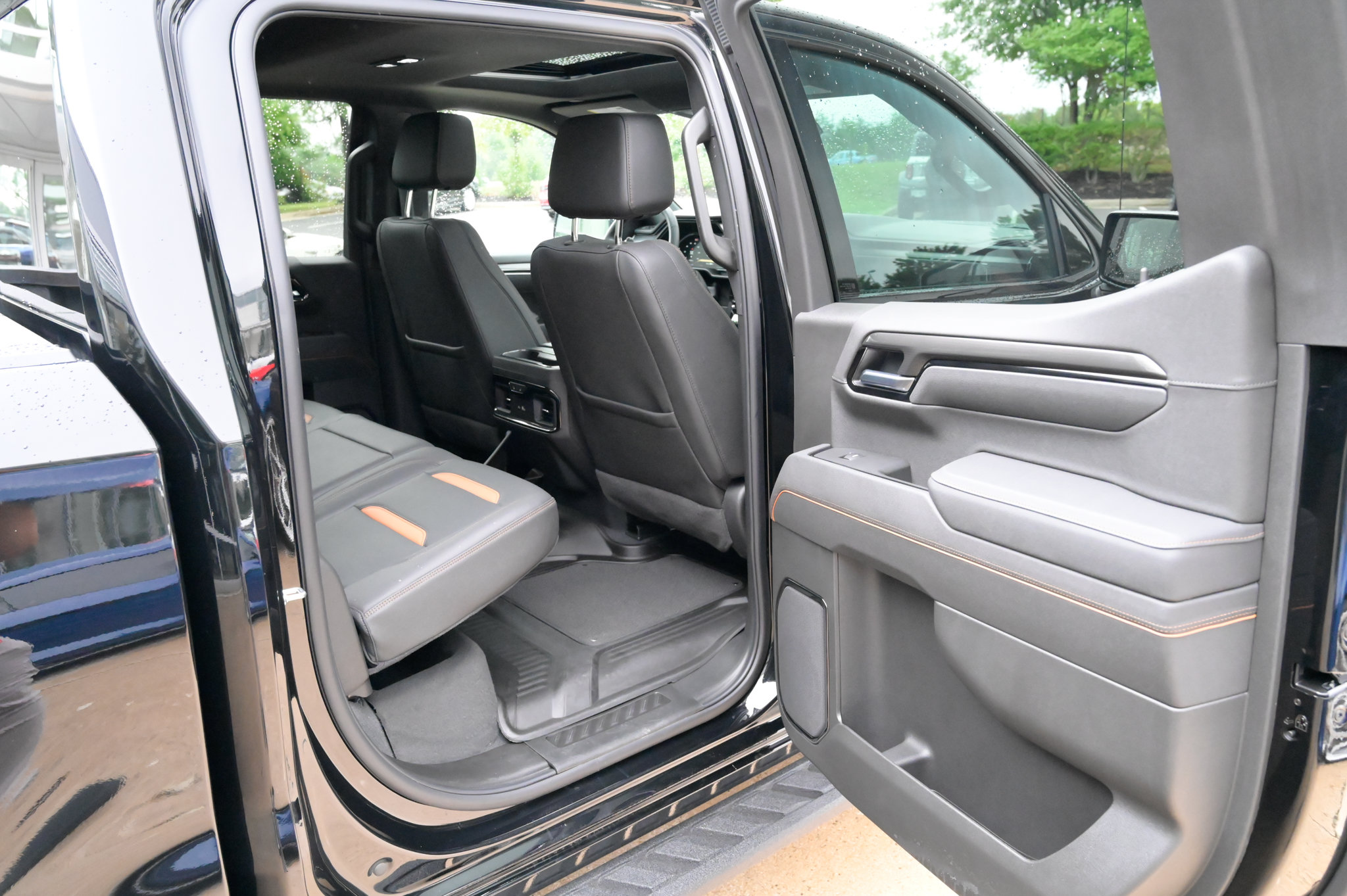 Used 2026 GMC Sierra 1500 AT4 w/ AT4 Preferred Package AWD/4WD image 45