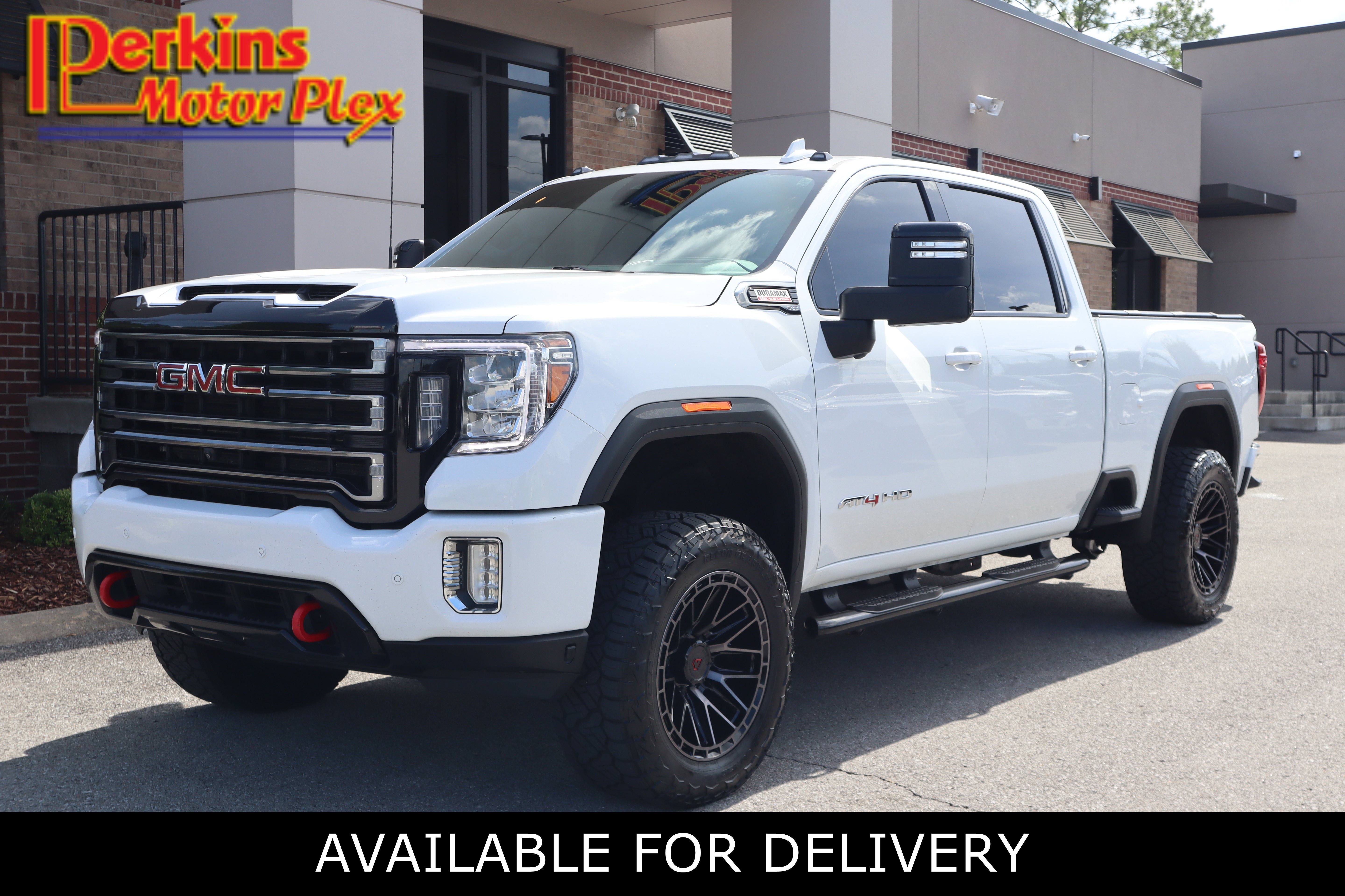 Used 2022 GMC Sierra 2500 AT4 w/ AT4 Premium Plus Package AWD/4WD image 1