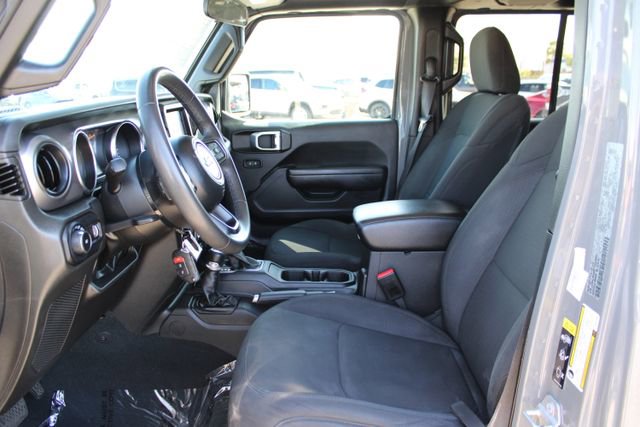 Used 2023 Jeep Wrangler Sport S image 25