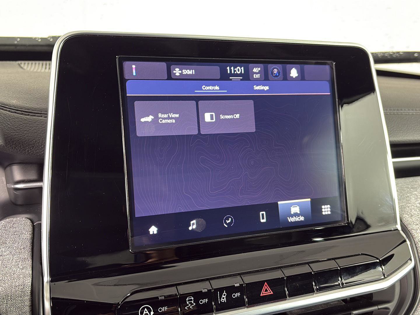 Used 2025 Jeep Compass Latitude image 32