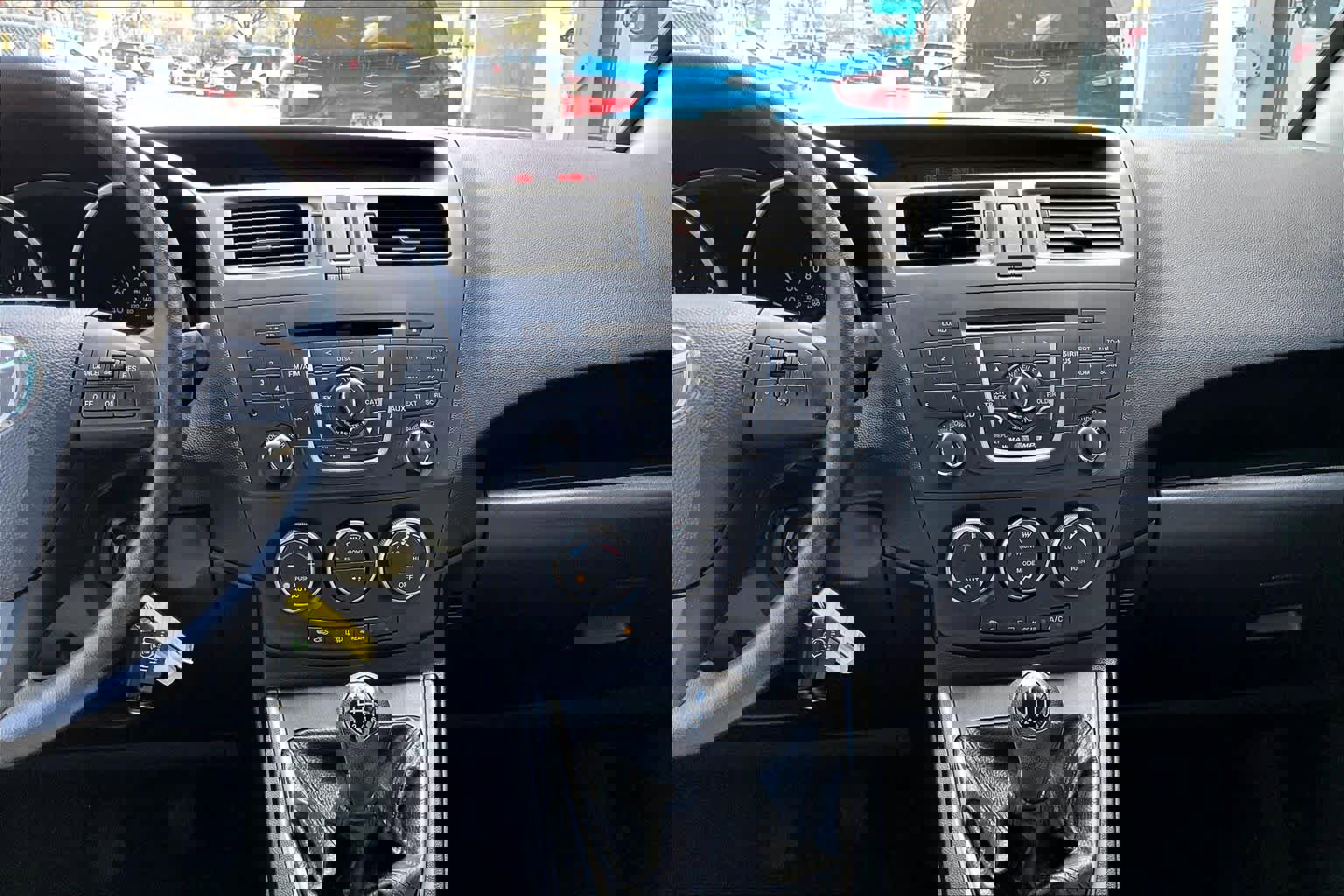 Used 2012 MAZDA MAZDA5 Sport image 6