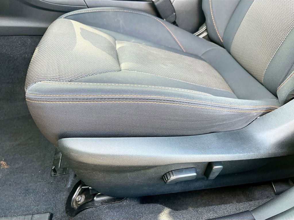 Used 2021 Subaru Crosstrek 2.0i Premium w/ Moonroof Package image 18