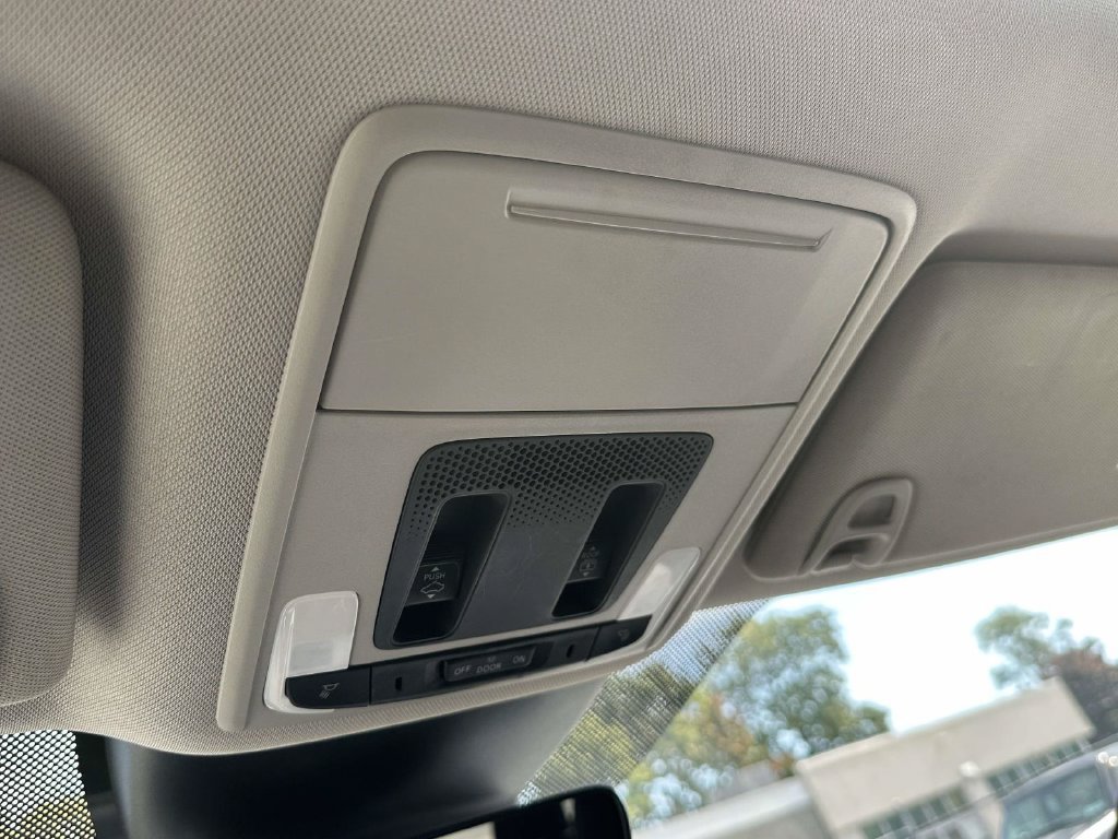Certified 2023 Honda Pilot Elite image 31