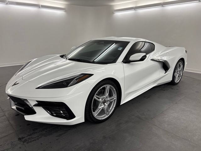 Used 2025 Chevrolet Corvette Stingray Preferred Cpe w/ Battery Protection Package RWD image 3