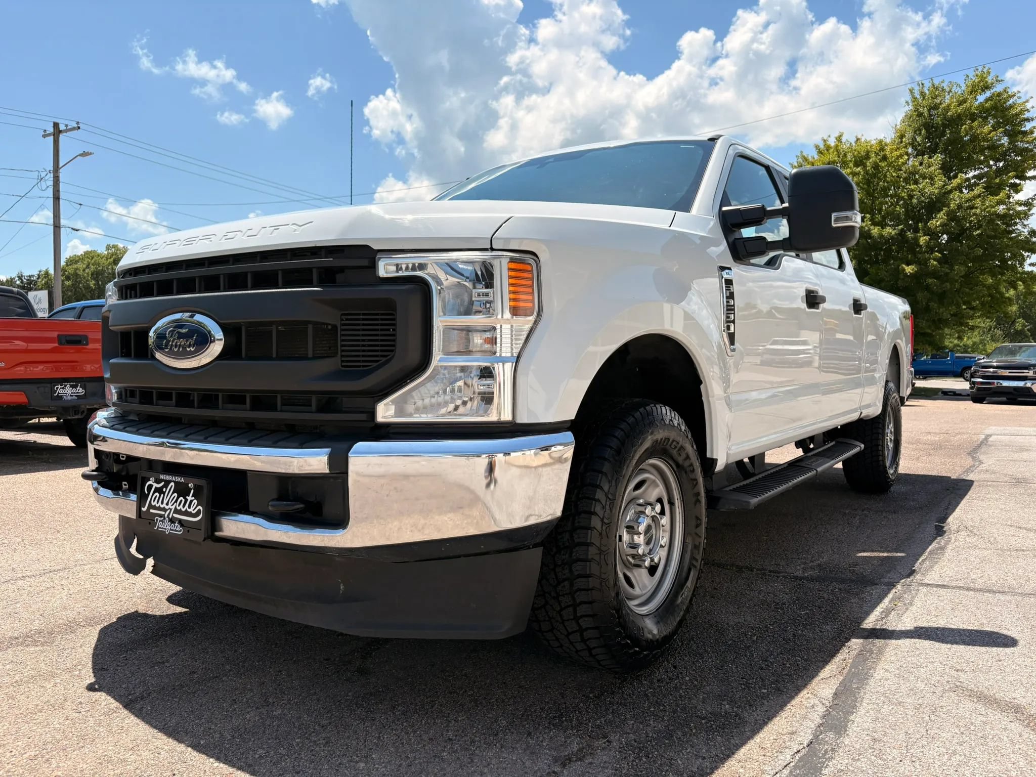 Used 2022 Ford F250 XL w/ Power Equipment Group AWD/4WD image 3