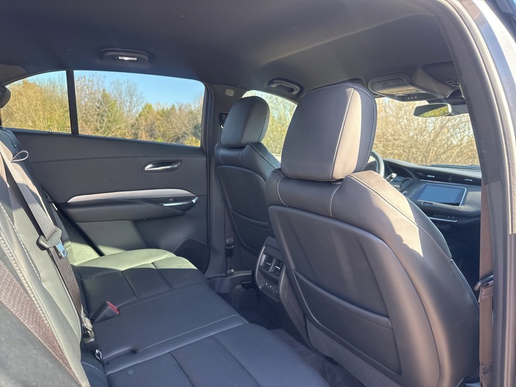 Used 2023 Cadillac XT4 Premium Luxury image 45