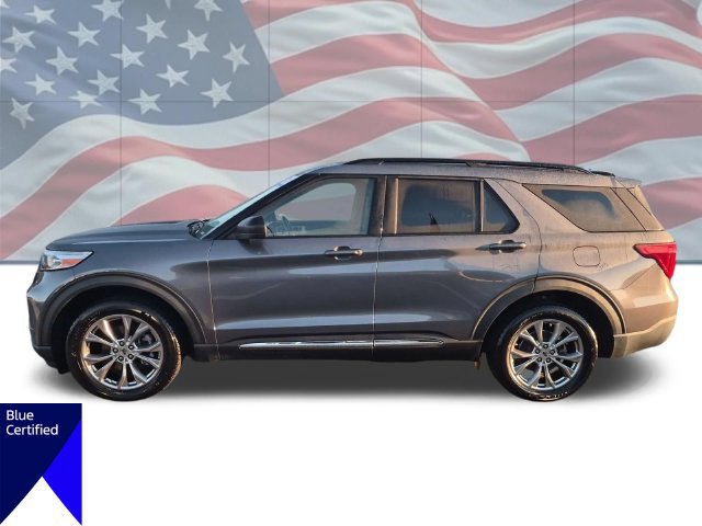 Certified 2022 Ford Explorer XLT w/ Equipment Group 202A AWD/4WD image 2