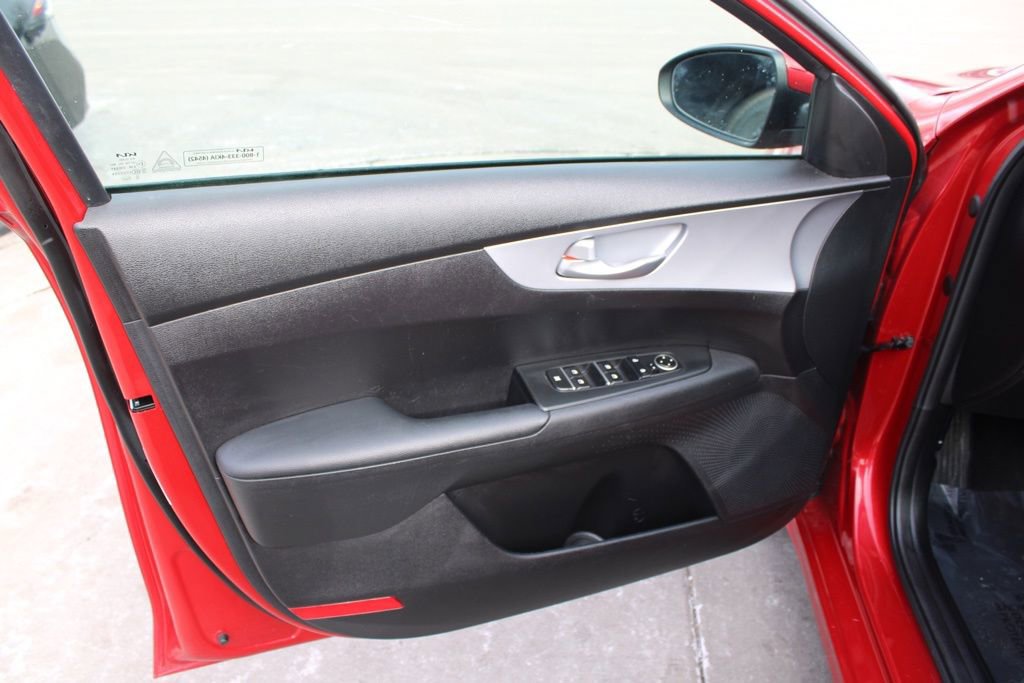 Used 2024 Kia Forte LXS image 17