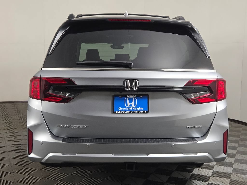 New 2026 Honda Odyssey Touring image 9