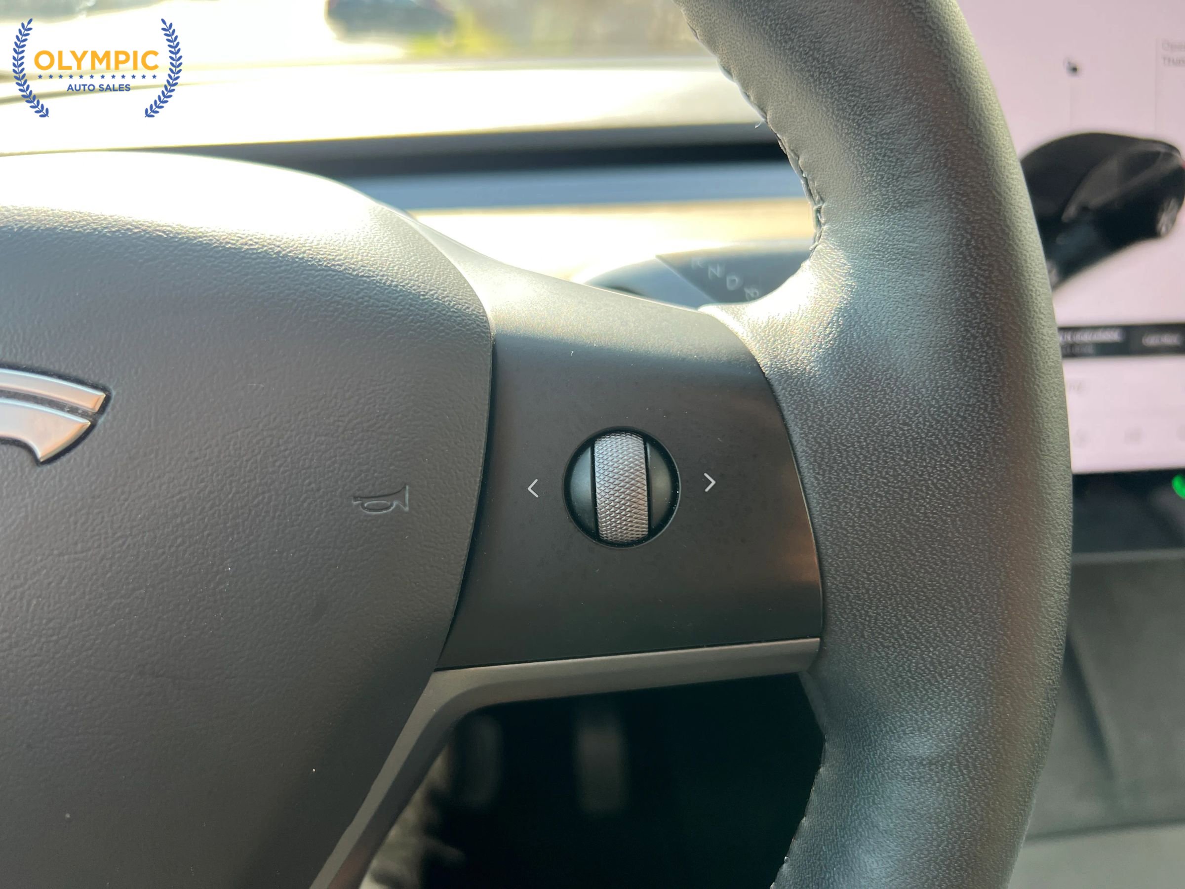 Used 2021 Tesla Model Y 2WD image 25