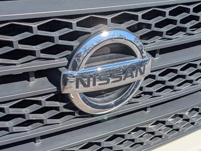 Used 2022 Nissan Titan S image 22