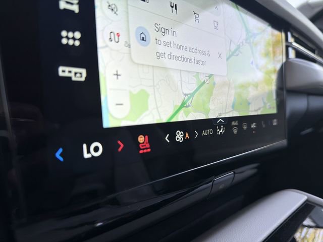 New 2025 Lincoln Navigator Reserve AWD/4WD image 19