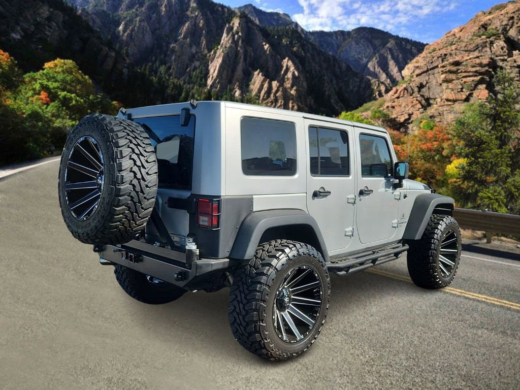 Used 2007 Jeep Wrangler Unlimited Rubicon w/ PWR Convenience Group image 3
