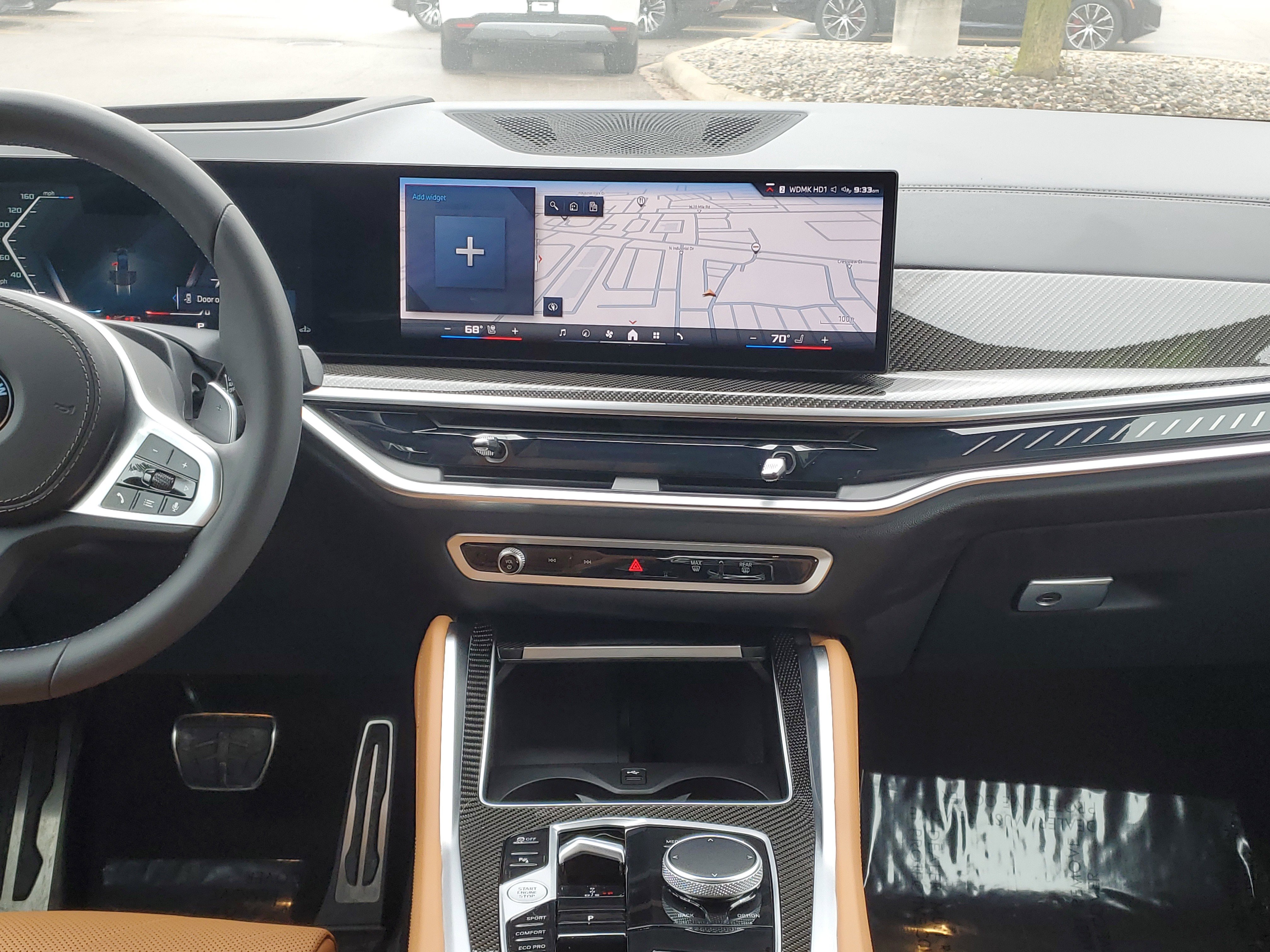 Certified 2025 BMW X6 M60i w/ Climate Comfort Package image 20