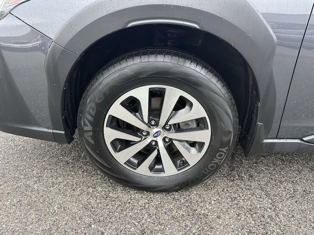 Certified 2024 Subaru Outback Premium AWD/4WD image 6