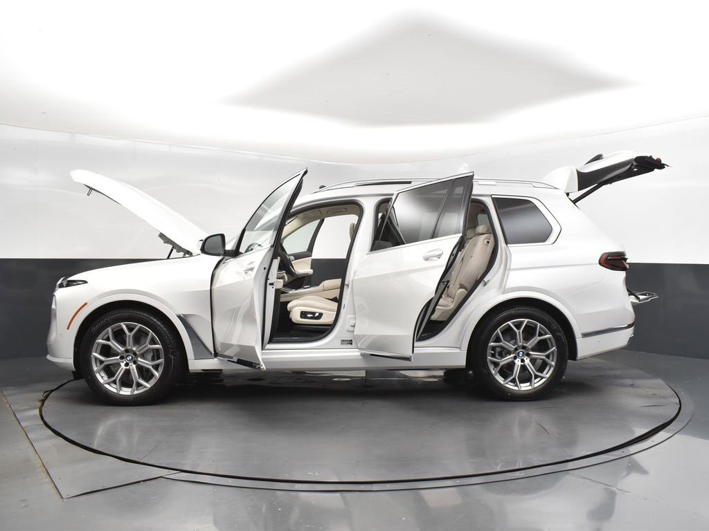 New 2026 BMW X7 xDrive40i w/ Executive Package image 47