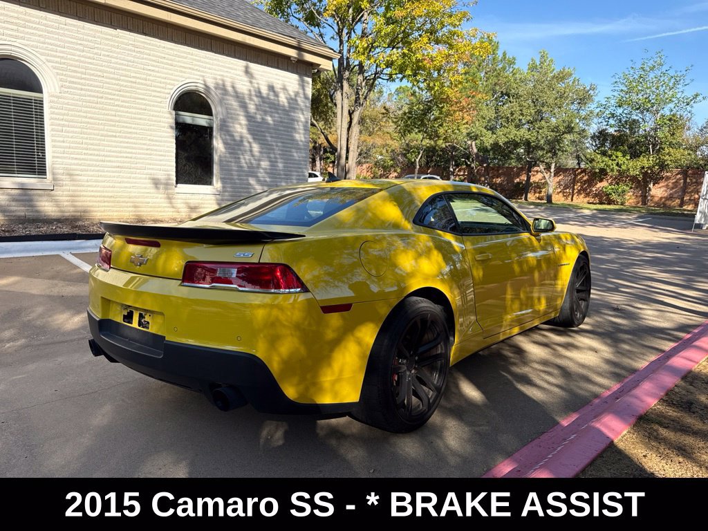 Used 2015 Chevrolet Camaro SS w/ SS Performance Package RWD image 12