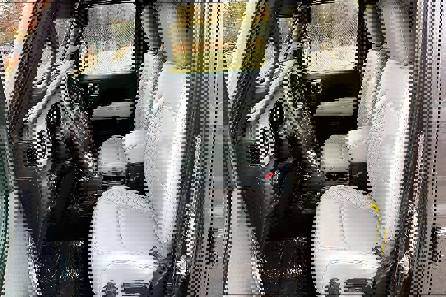 Used 2021 Jeep Wrangler Unlimited Sahara image 8