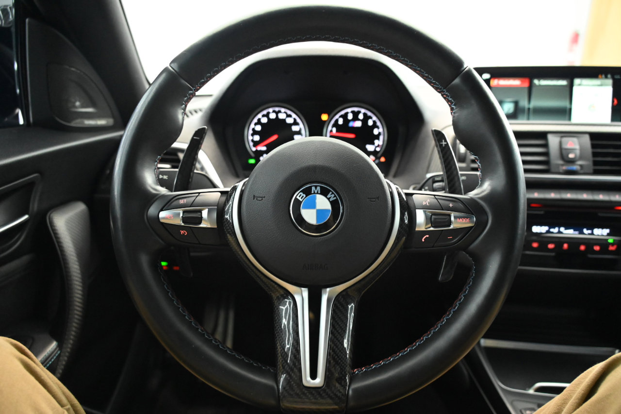 Used 2018 BMW M2 image 29