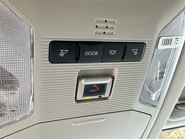 Certified 2025 Toyota RAV4 XLE image 30