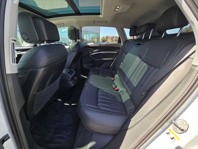 Used 2024 Audi Q8 e-tron Prestige w/ Prestige Package AWD/4WD image 16