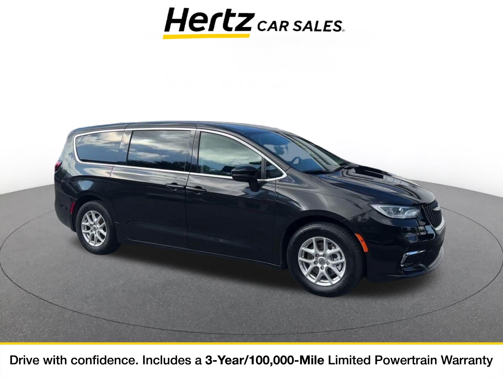 Used 2023 Chrysler Pacifica Touring-L