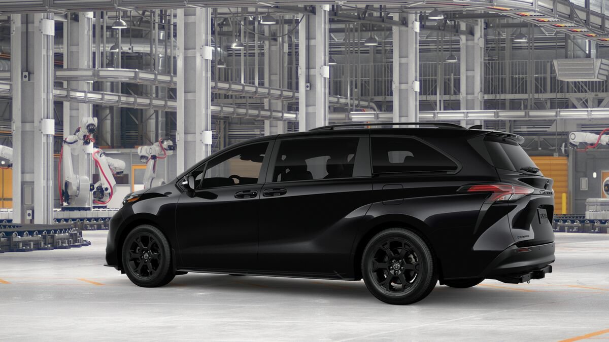 New 2026 Toyota Sienna XLE Woodland Edition AWD/4WD image 5