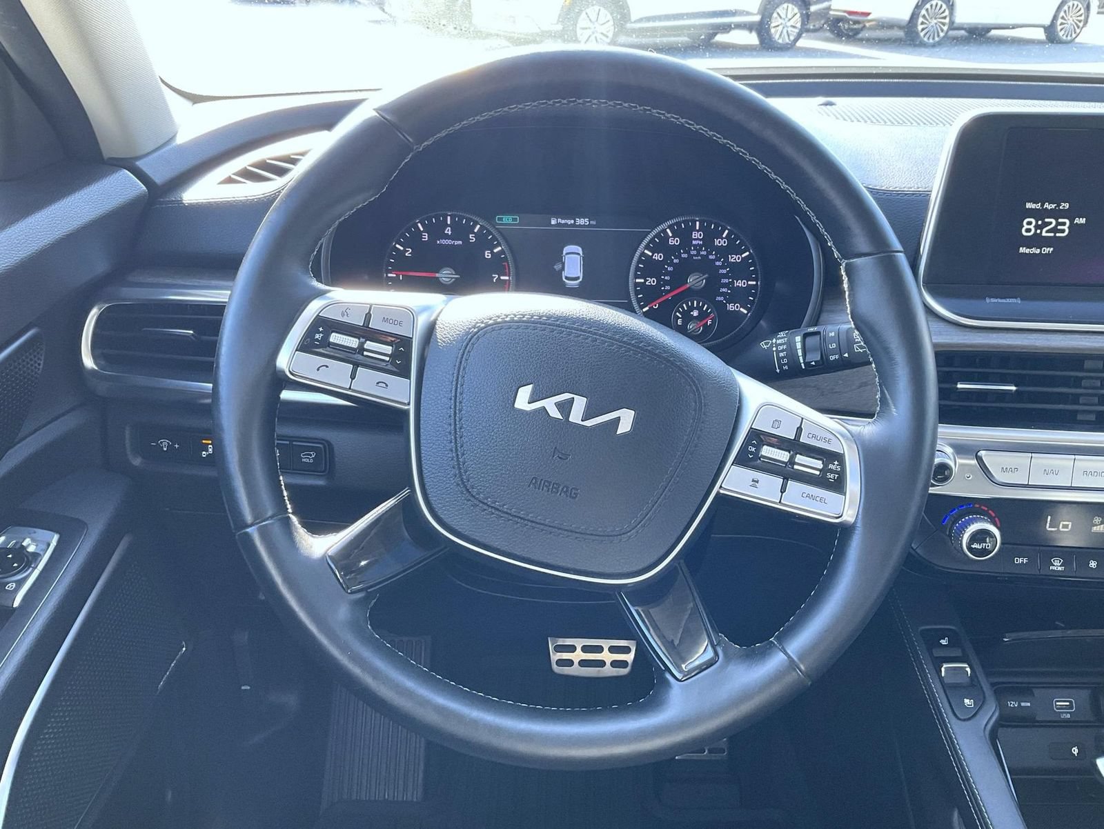 Used 2022 Kia Telluride SX w/ Towing Package AWD/4WD image 13