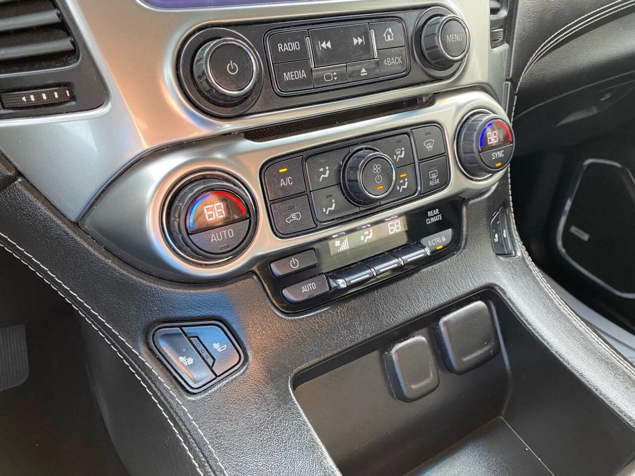 Used 2017 Chevrolet Tahoe LT image 19