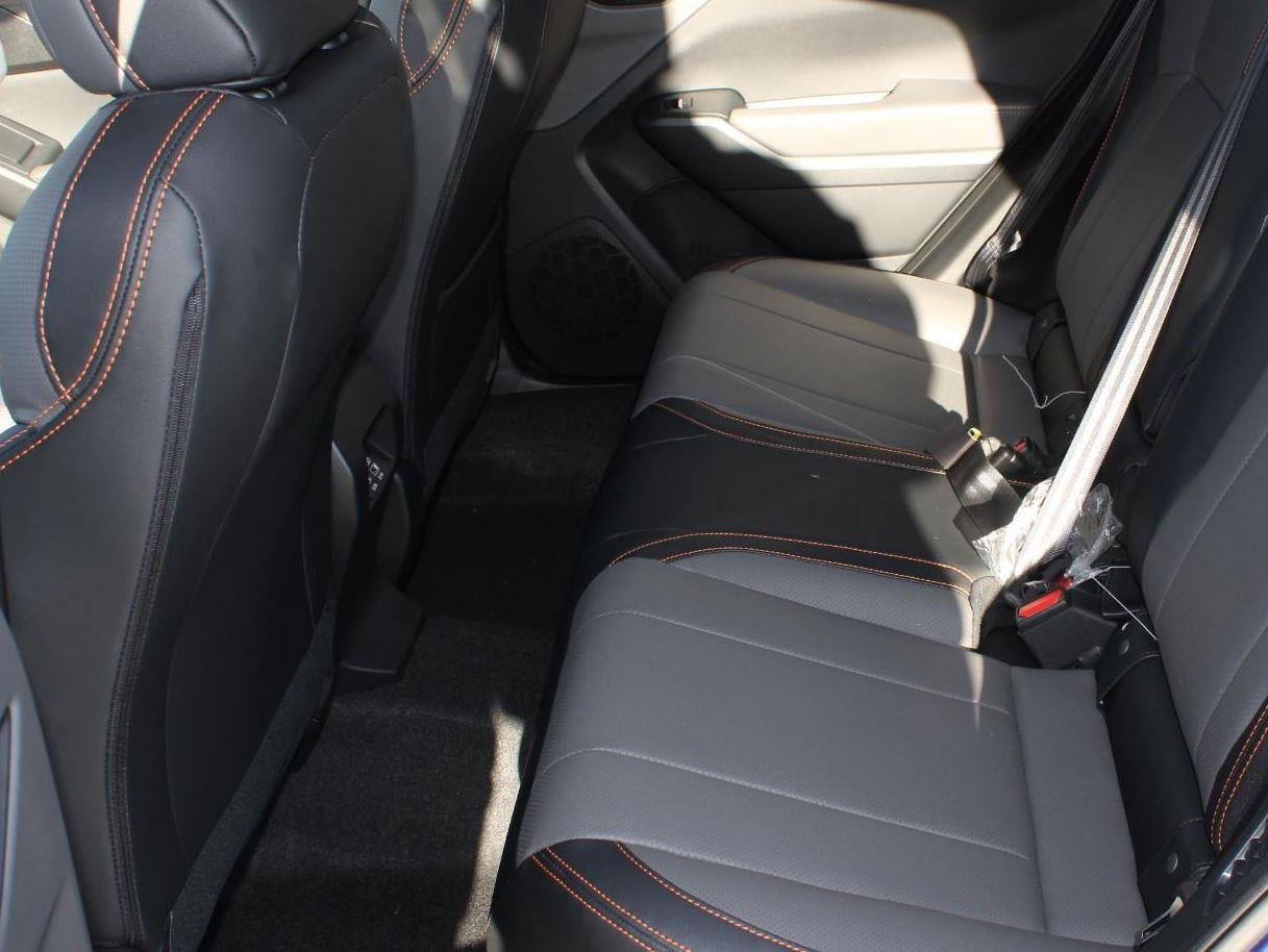 New 2026 Subaru Crosstrek 2.5i Limited w/ Crosstrek Mirror Package image 17