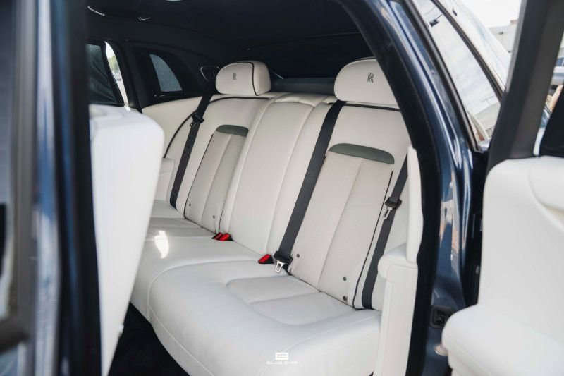 Used 2023 Rolls-Royce Ghost w/ Ghost Package image 30