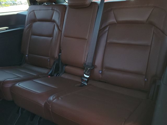 Certified 2025 Lincoln Navigator Reserve AWD/4WD image 9