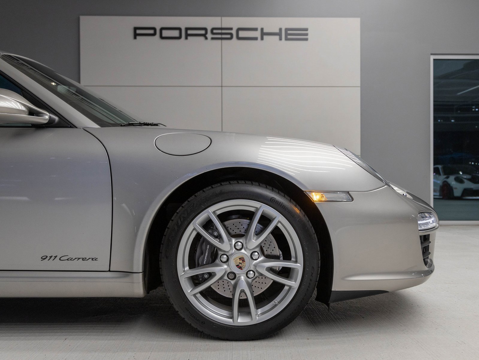 Used 2011 Porsche 911 Carrera image 11
