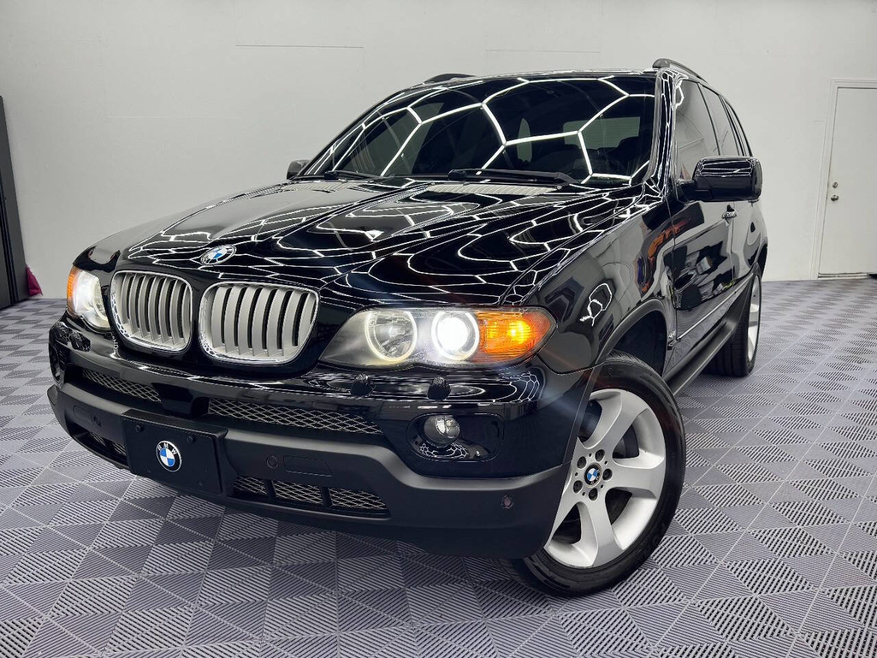 Used 2006 BMW X5 4.4i image 2