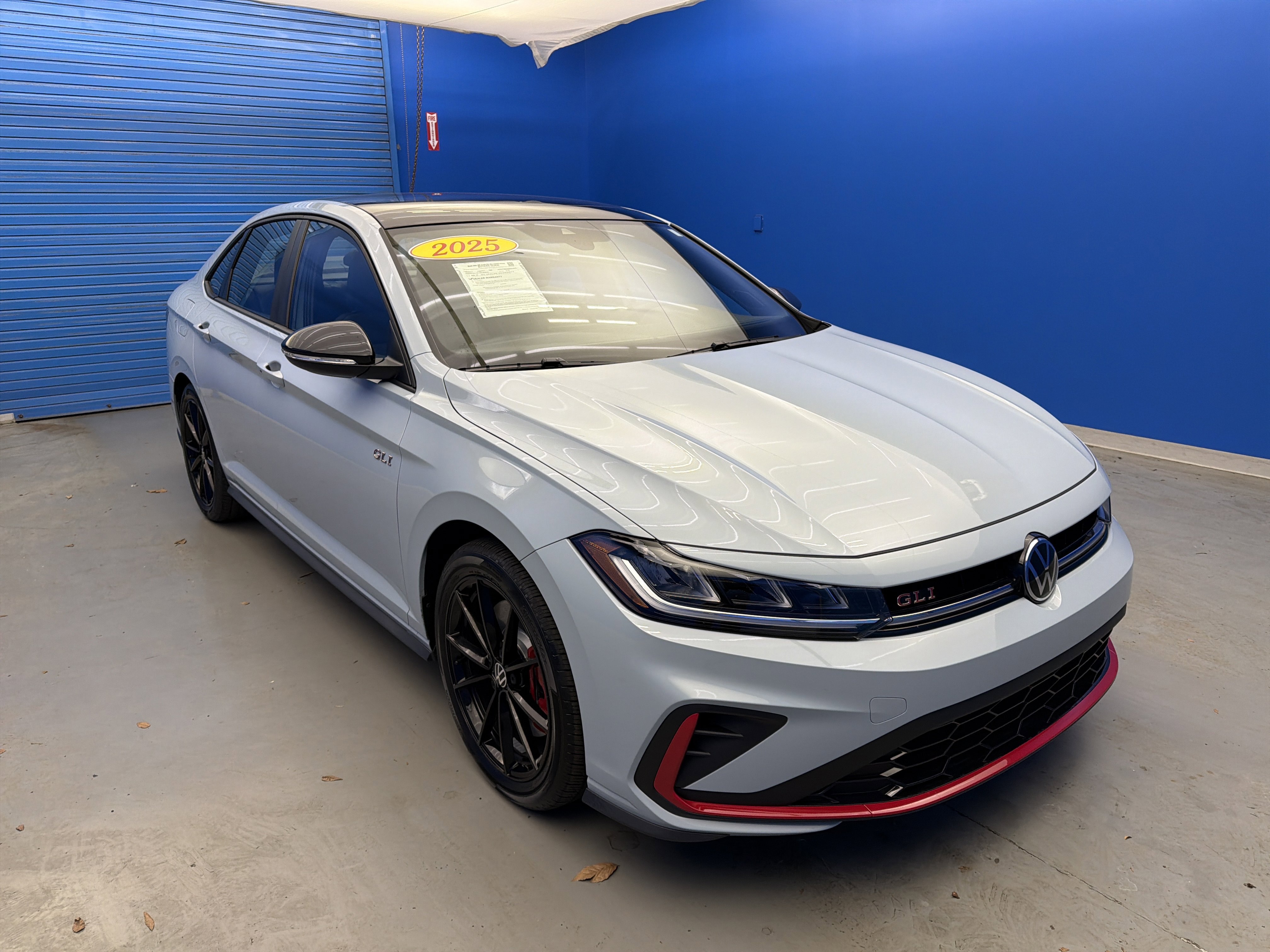 Used 2025 Volkswagen Jetta GLI Autobahn image 2