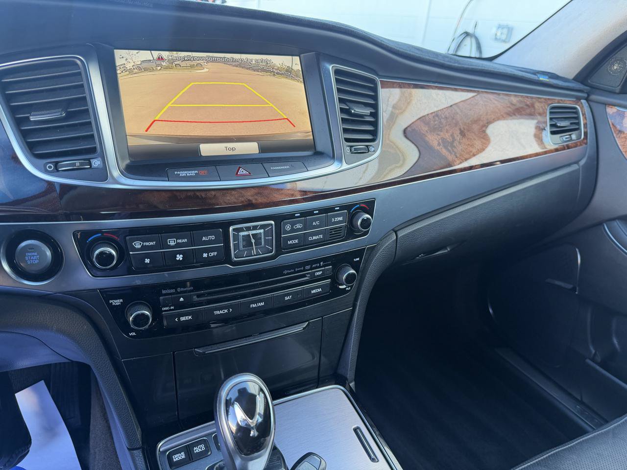 Used 2014 Hyundai Equus Signature RWD image 13