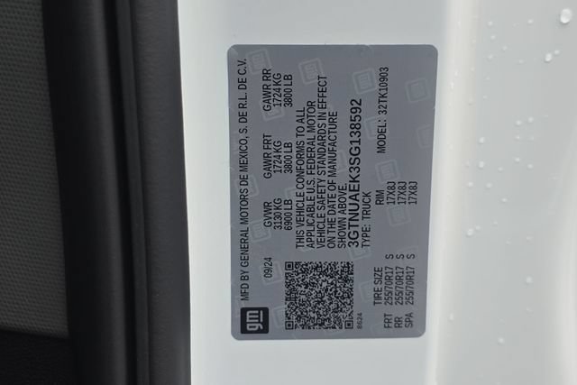 Used 2025 GMC Sierra 1500 Pro w/ Pro Value Package AWD/4WD image 29