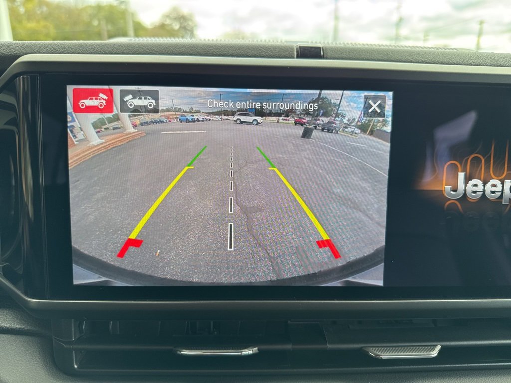 Used 2024 Jeep Wrangler High Altitude image 30