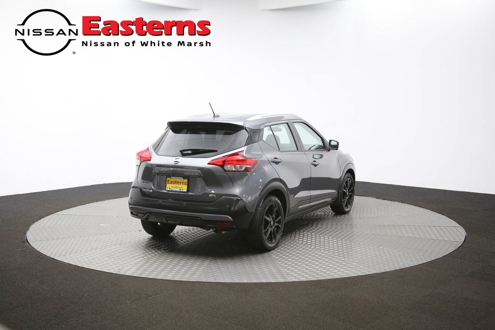 Used 2020 Nissan Kicks SR image 93
