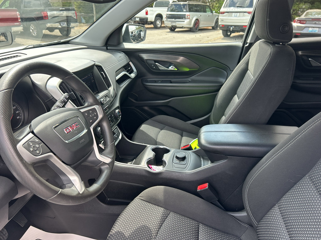 Used 2023 GMC Terrain SLE image 19