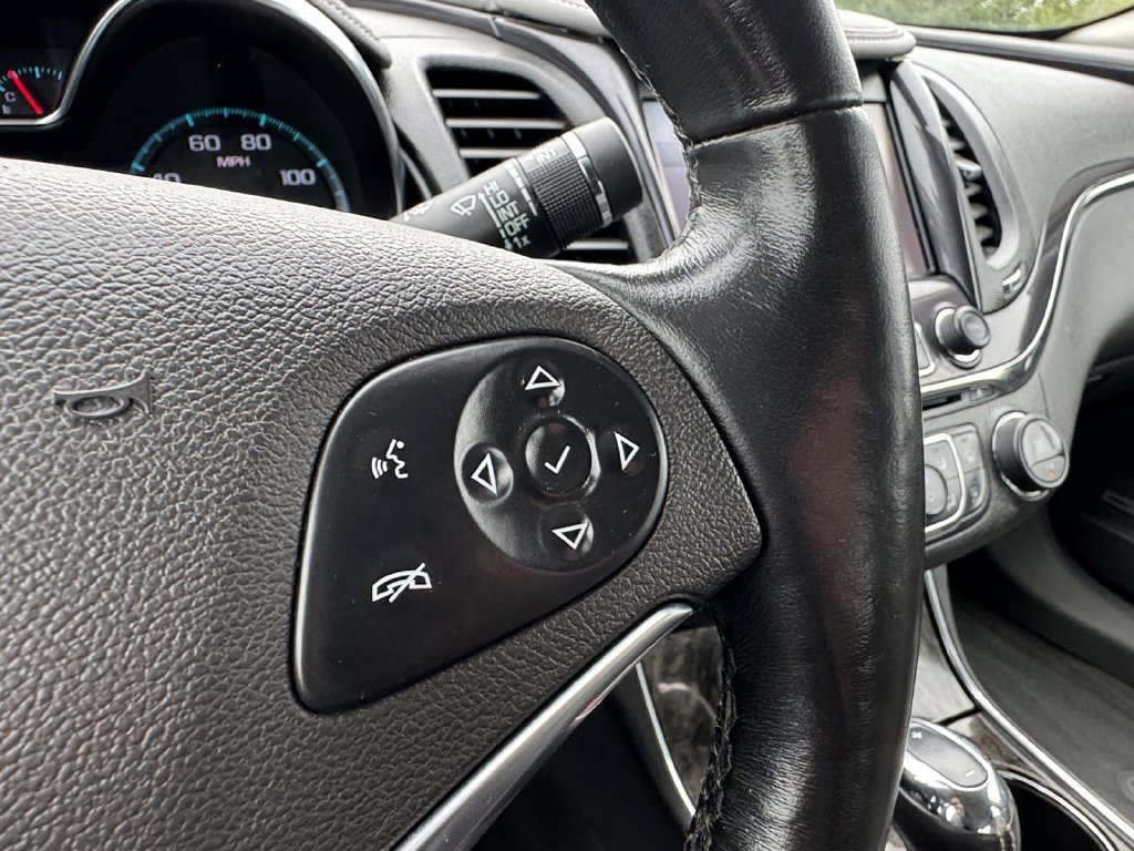 Used 2015 Chevrolet Impala LTZ FWD image 30