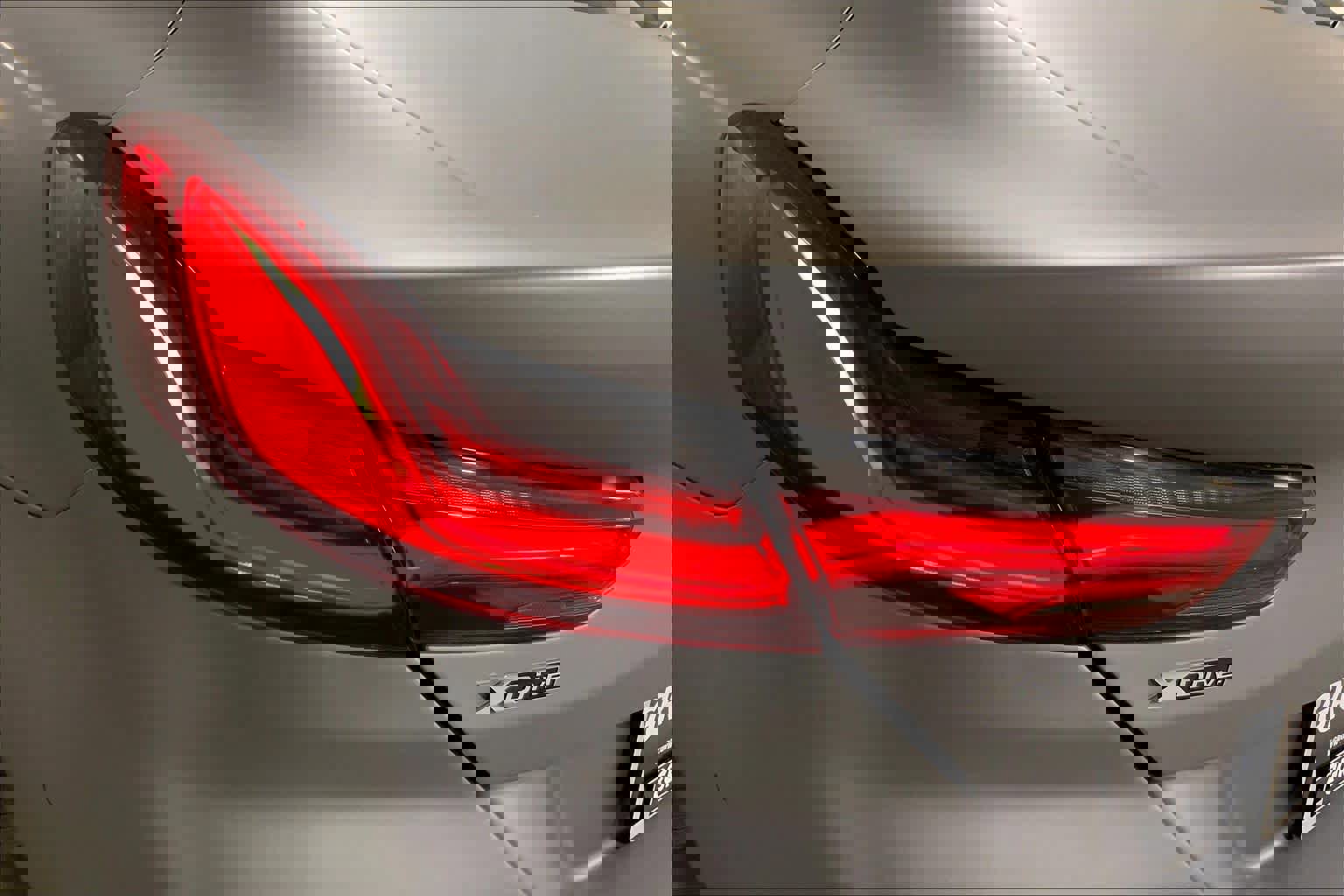 Certified 2025 BMW M850i xDrive AWD/4WD image 28