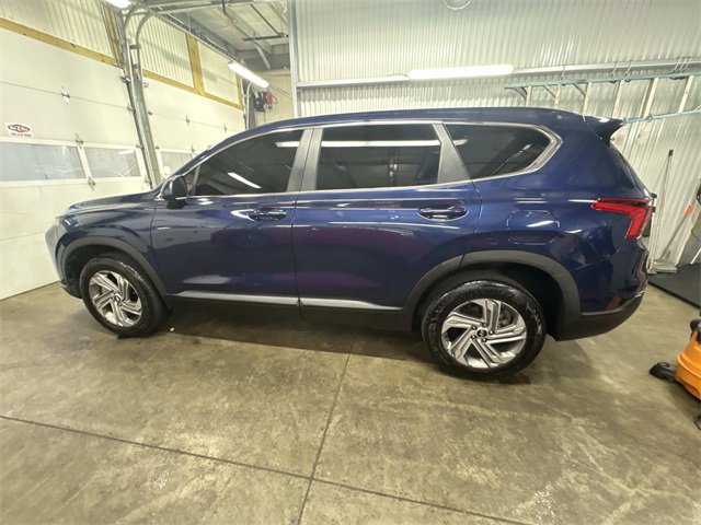 Used 2022 Hyundai Santa Fe SE w/ Cargo Package image 10