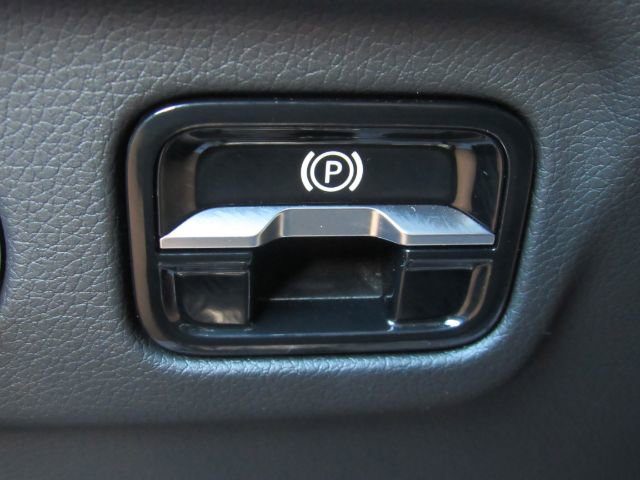 Used 2023 Mercedes-Benz EQS 580 4MATIC Sedan image 41