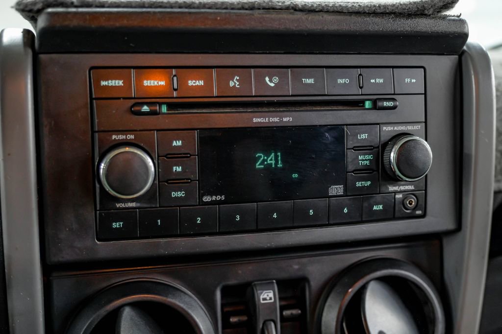 Used 2007 Jeep Wrangler X image 29