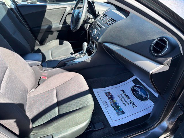 Used 2011 MAZDA MAZDA3 i Touring FWD image 31
