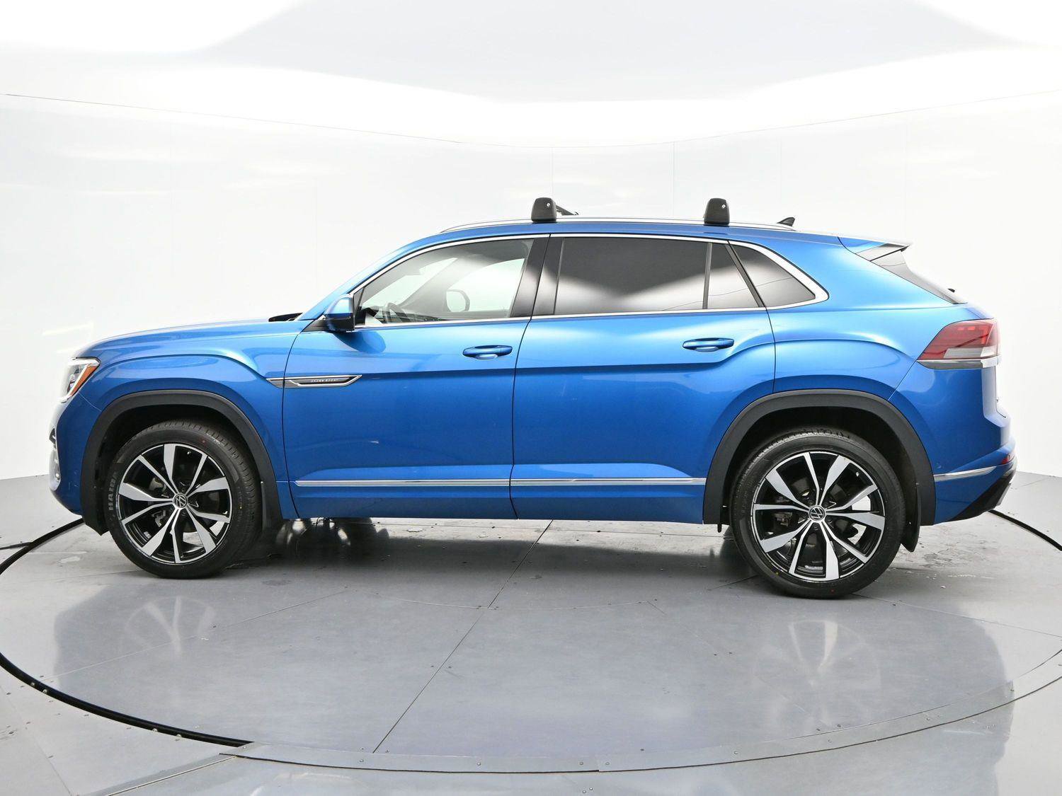 Used 2024 Volkswagen Atlas Cross Sport SEL Premium R-Line AWD/4WD image 4